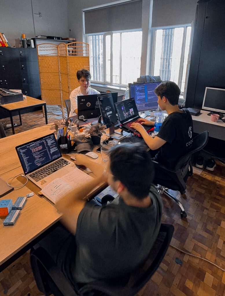 Trenger du en hacker raskt | Jeg leter etter en hacker